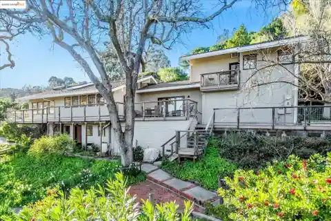 Lovely Home in the Picturesque Reliez Valley