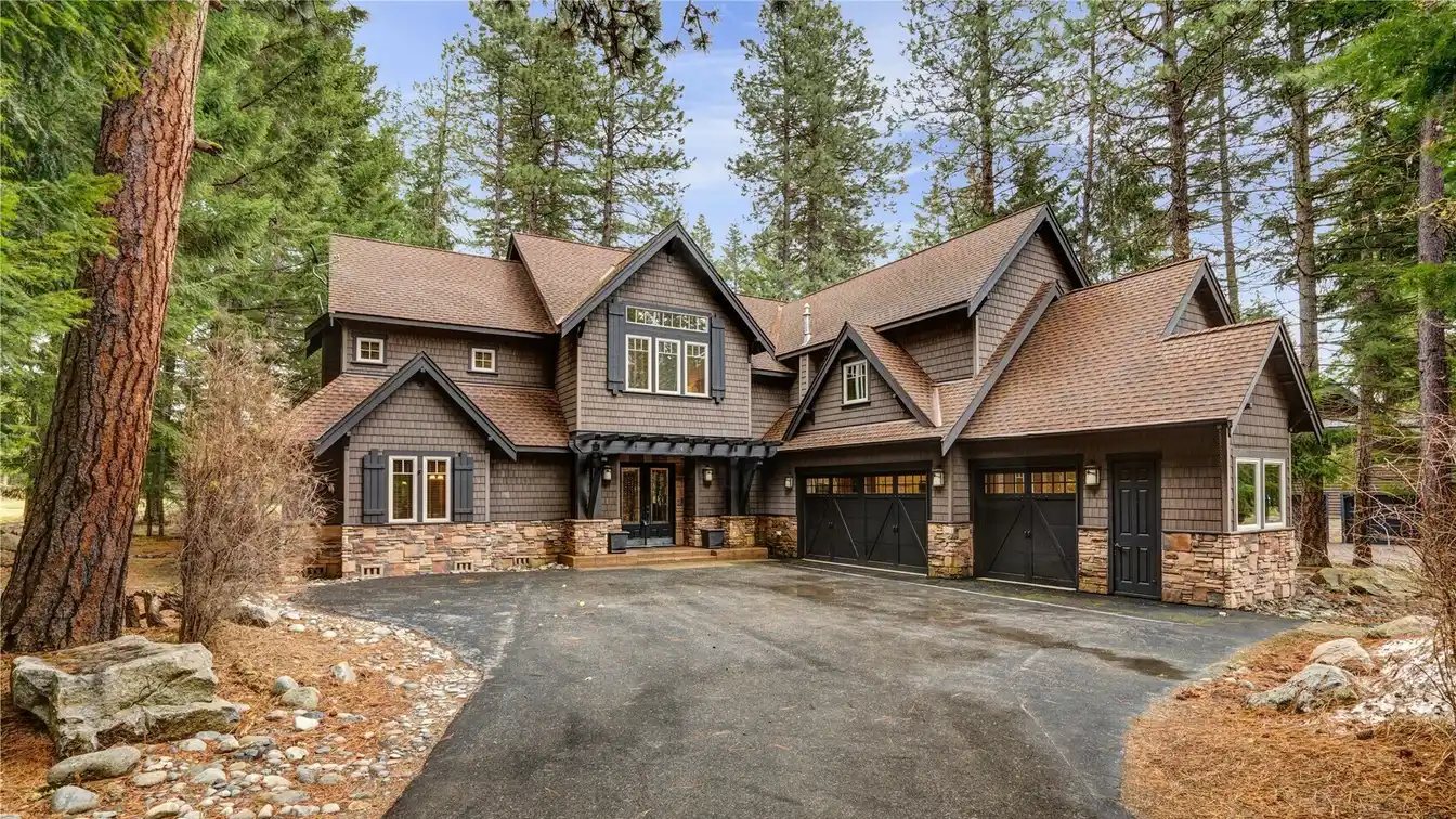 Enviable Suncadia Retreat