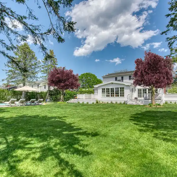 PRISTINE RENOVATED RETREAT IN SOUTHAMPTON VILLAGE