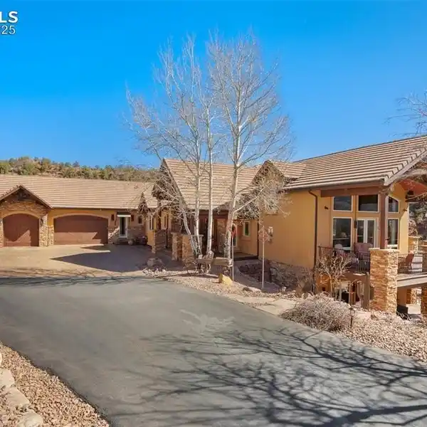EXTRAORDINARY CUSTOM HOME