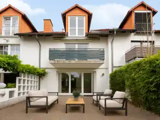 Bright and Charming Mid-Terrace House