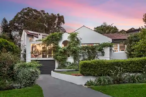 Charming Home Full of Modern Character