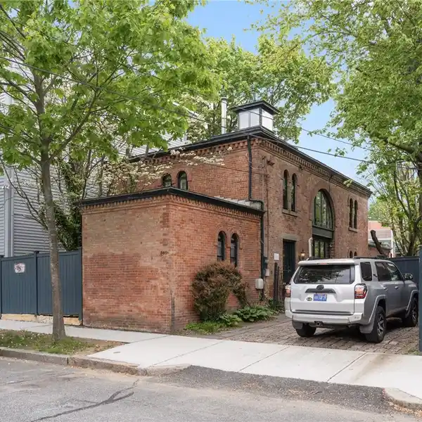 TIMELESS BRICK GEM NEAR BROWN UNIVERSITY