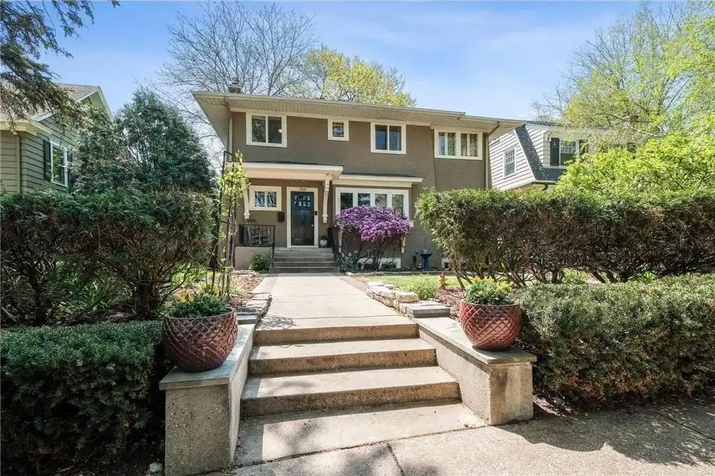 Amazing Home One Block from Lake Harriet