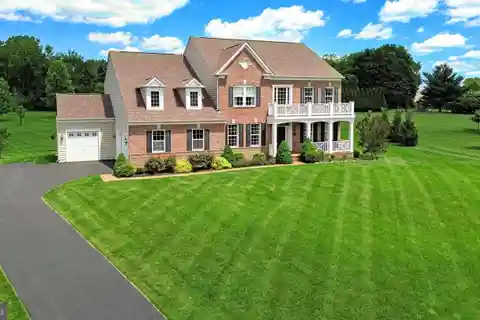 Stylish Serenity on Nearly Two Acres