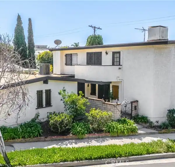 BEAUTIFULLY UPDATED AND VERSATILE HOME