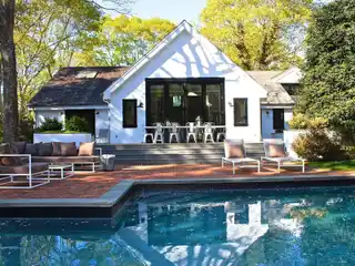 Sophisticated and Elegant Family Home on Beautifully Landscaped Grounds