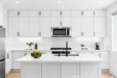 Charm and Convenience in the Desirable Bloom Enclave