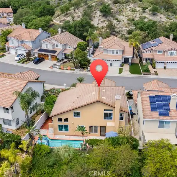 POOL HOME IN SOUGHT-AFTER WAGON WHEEL CANYON