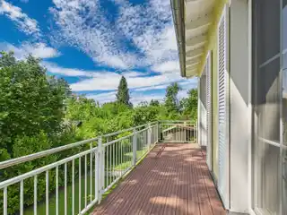 Amazing Retreat with Main House Plus Guest Home and Cabin