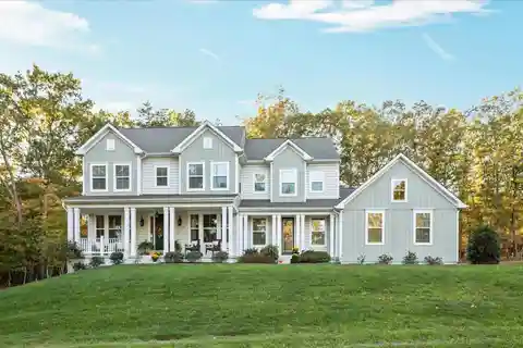 Elegant Estate with Parkland Privacy