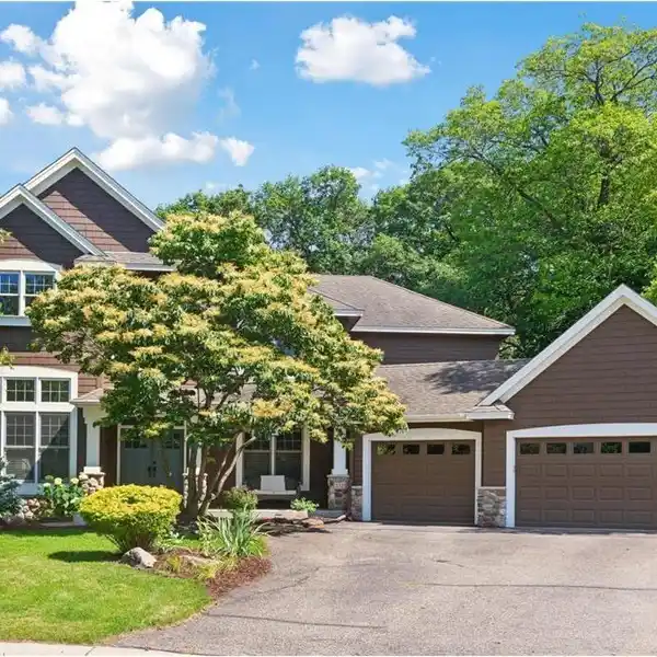 EXCEPTIONAL HOME ON BEAUTIFULLY LANDSCAPED GROUNDS