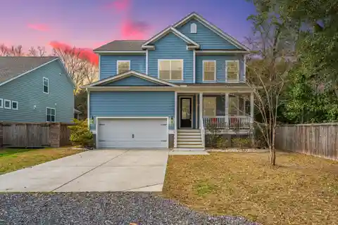 Stunning Home Minutes from Folly Beach