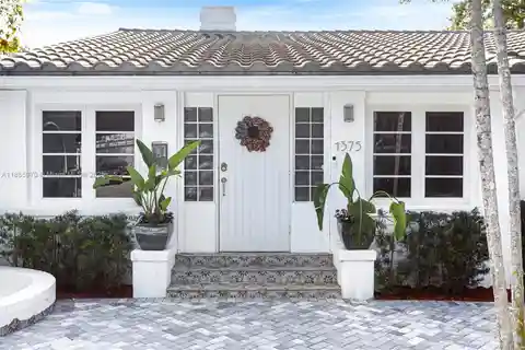 Charming Home in Prime Central Location