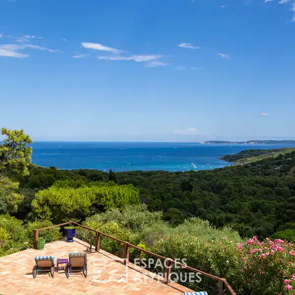 MODERNIST SEASIDE HOME IN GAOU-BéNAT