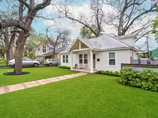 Charming Bouldin Creek Bungalow