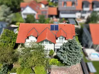 Detached Single-Family Home in a Quiet Location
