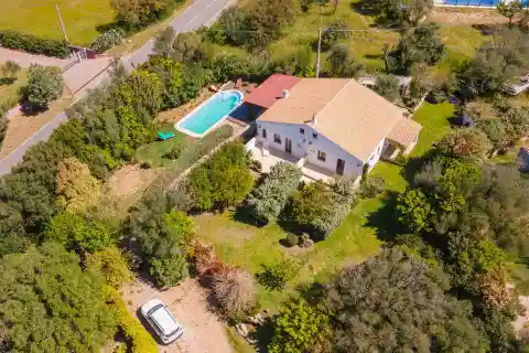 Six Bedroom Villa with Pool