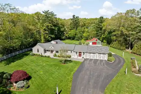 Peaceful Ranch Retreat with Versatile Barn