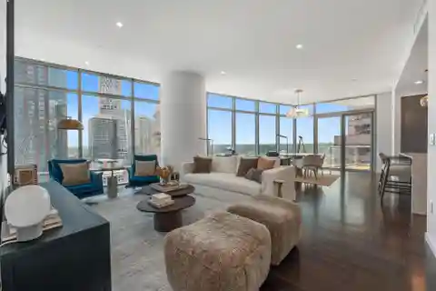 Stunning Corner Residence at the Austonian