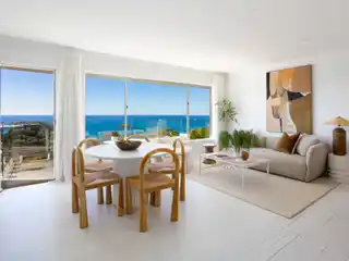Contemporary Coastal Living with Expansive Deck