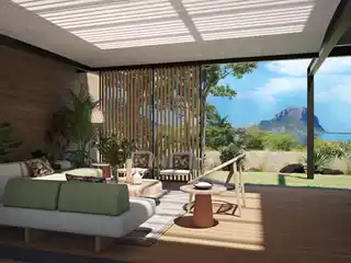 Stunning Home Blending Nature and Modern Comfort
