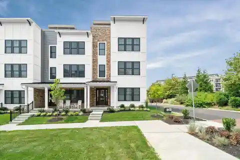 Move-In-Ready End-Unit Townhome in Towns at Newtown Walk