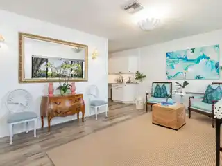 Charming Home in Sought-after Soso