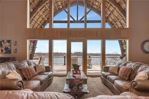 Architecturally Striking Lakefront Residence