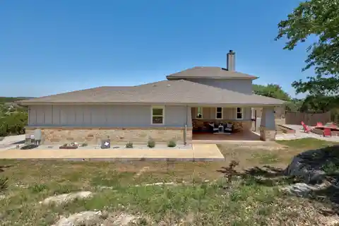 Private Hilltop Living with World-Class Vistas