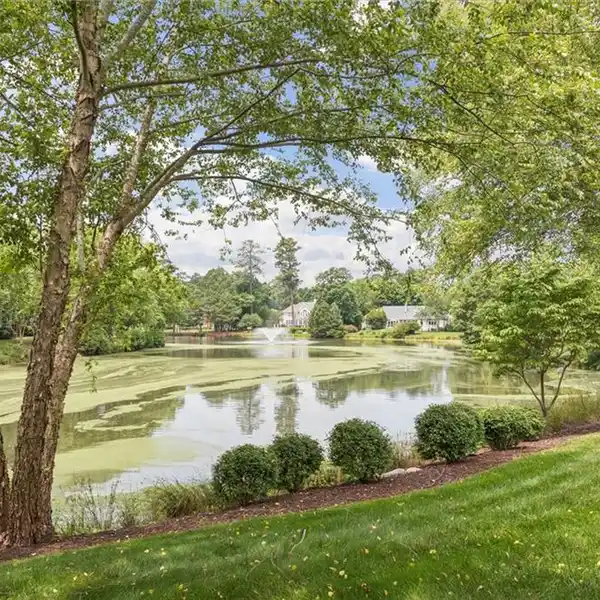 IMPECCABLE HOME IN GOVERNOR'S LAND
