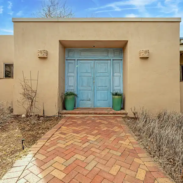 A 2.5-ACRE SLICE OF PARADISE
