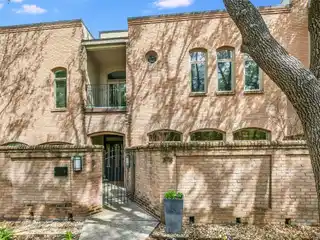 Sophisticated Living in the Heart of Tarrytown