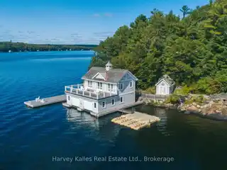 Timeless Waterfront Oasis