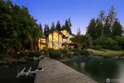 Reimagined Northwest Contemporary Lakefront Masterpiece
