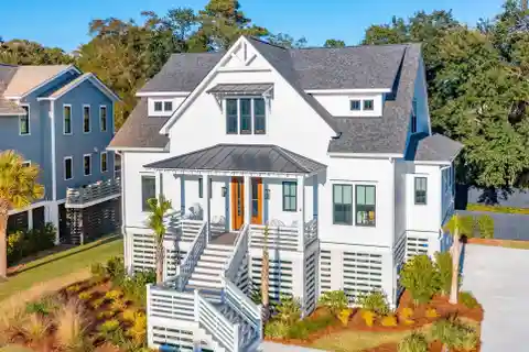 Exquisite Custom-built Elevated Home