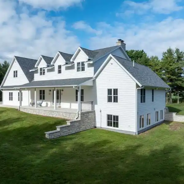 MODERN RETREAT ON 4 ACRES NEAR SISTER BAY