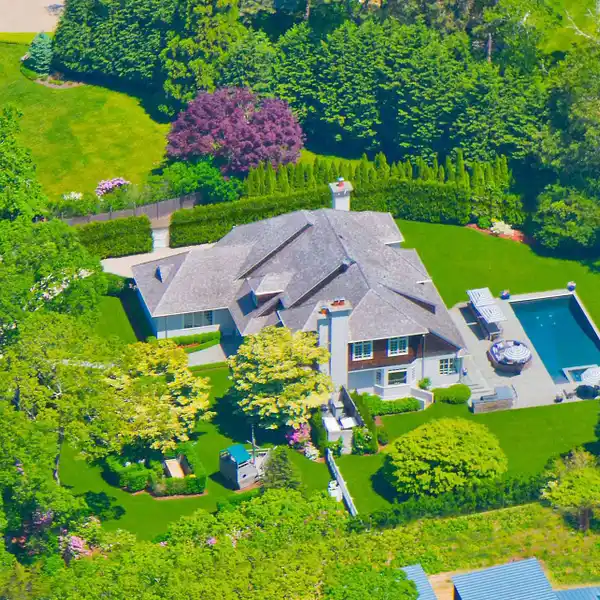 BEAUTIFUL ARCHITECTURAL DESIGN AND EXQUISITE DETAILS