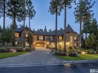 A Luxurious Oasis in Montreux