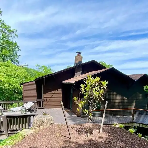 EXCITING OPPORTUNITY IN SHERWOOD FOREST