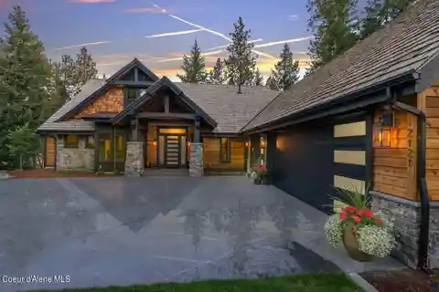 The Lakeview Ridge in Bennett Estates