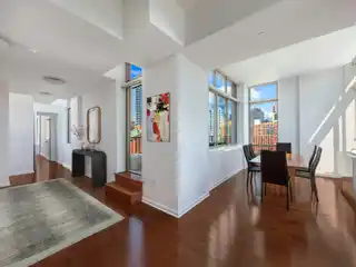 Stunning Home Offering Manhattan Skyline Views