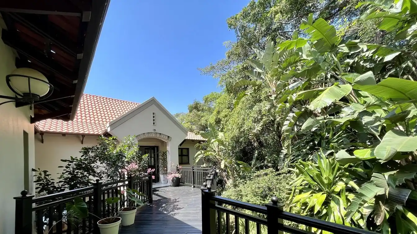 A Resort Lifestyle with Views