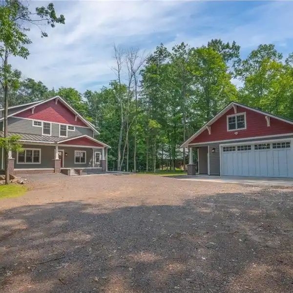 STUNNING CRAFTSMAN LAKE HOME ON SHELL LAKE
