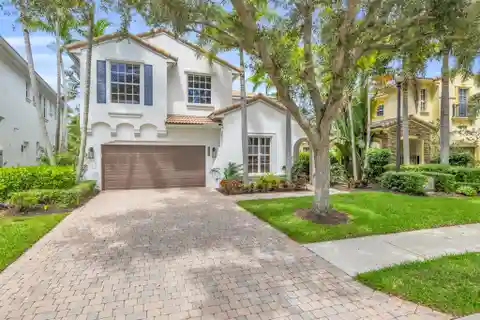 Elegant Vintage Charm Meets Modern Amenities