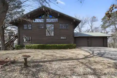 Private Log Cabin Estate with Scenic Wraparound Deck