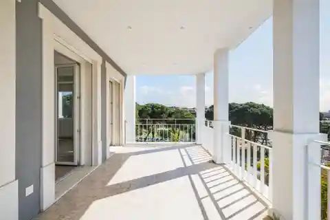 Three Bedroom Apartment in a Renovated Building