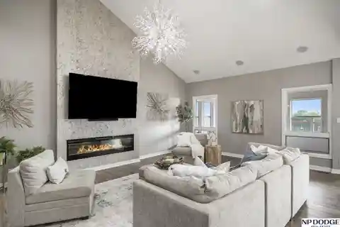 Walk-Out Ranch on Eight Scenic Acres