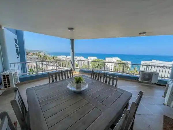 Relaxed Beachside Retreat
