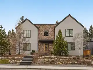 Exceptional Estate Home in Upper Mount Royal
